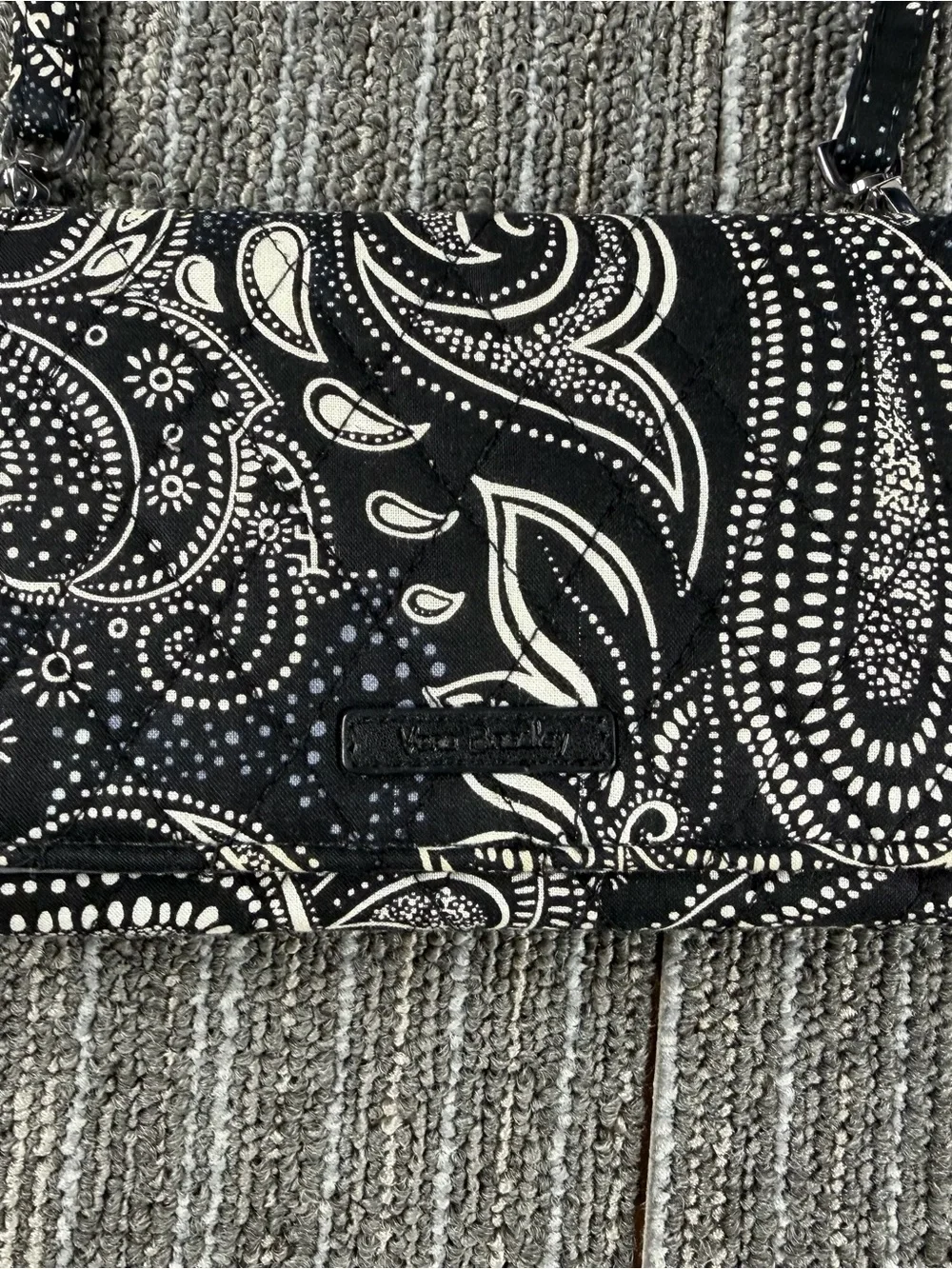 Vera Bradley 3-in-1 Crossbody Wallet Quilted In Retired Stellar Paisley Pattern